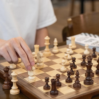 Jeu d'échecs premium en bois de noyer - Lingle